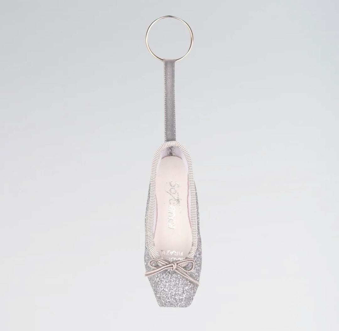 So Danca sparkly pointe shoes keyring